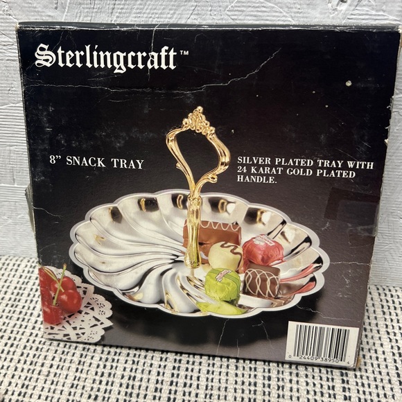 Vintage Sterlingcraft 8" Scalloped Silver-Plated Snack Dessert Nut Tray 24K Gold - Picture 1 of 5